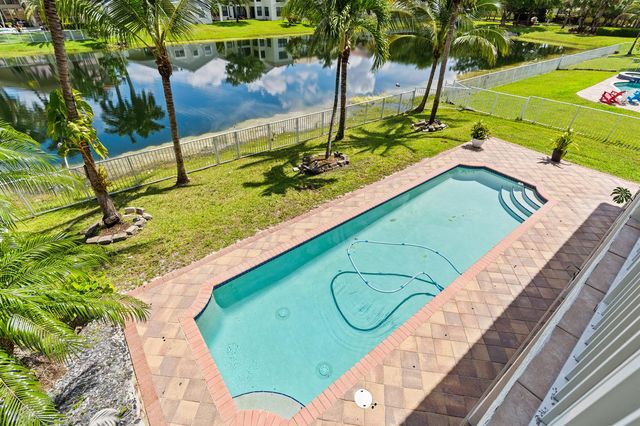 18551 SW 52nd Street, Miramar, FL 33029