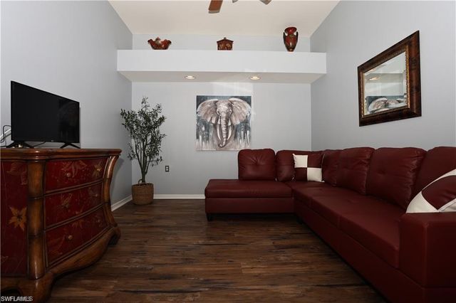 2770 Cypress Trace CIR 2423R, Naples, FL 34119