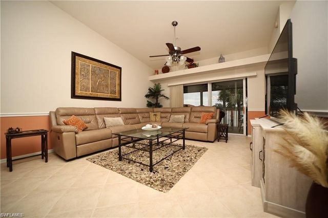 2770 Cypress Trace CIR 2423R, Naples, FL 34119