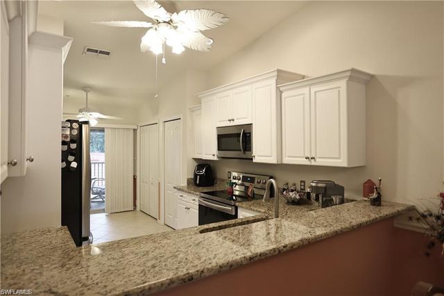 2770 Cypress Trace CIR 2423R, Naples, FL 34119