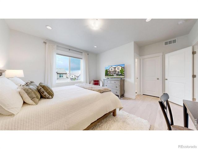 6236 Vernazza Way 3, Windsor, CO 80550