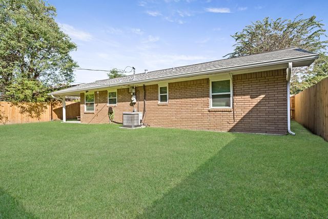 265 Beach Street, Vidor, TX 77662