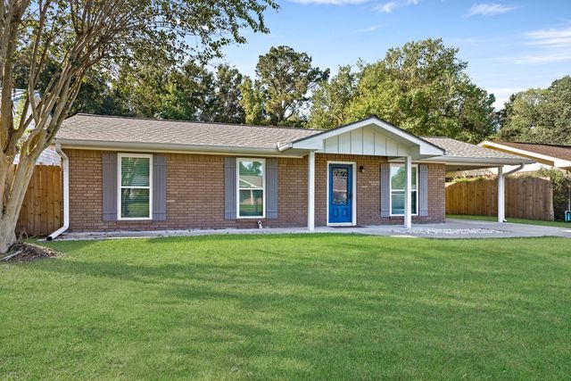 265 Beach Street, Vidor, TX 77662