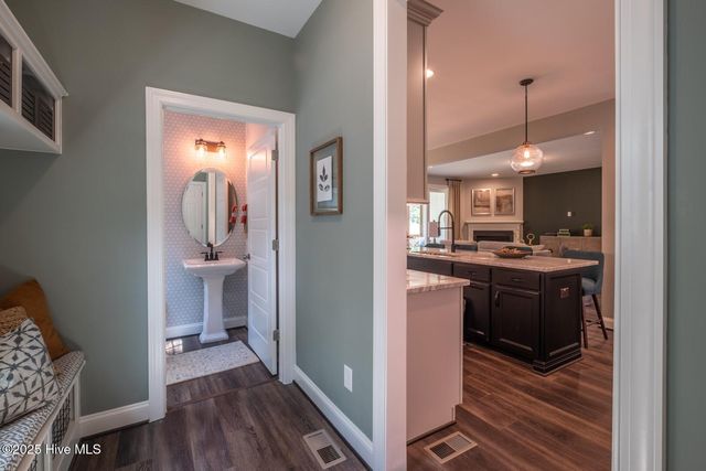 374 Glade Drive, Aberdeen, NC 28315