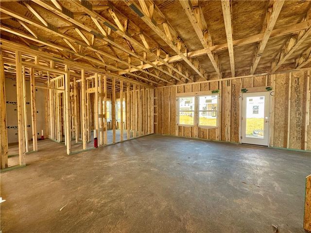 5557 Coalie Trace, Flowery Branch, GA 30542