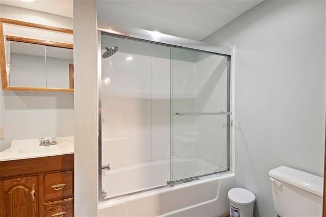 3257 NE Windward Street, Solon, IA 52333