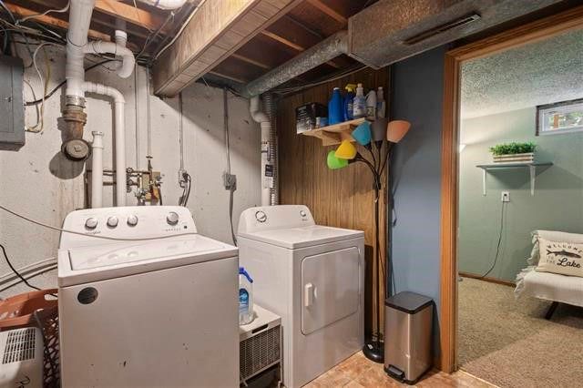 3257 NE Windward Street, Solon, IA 52333