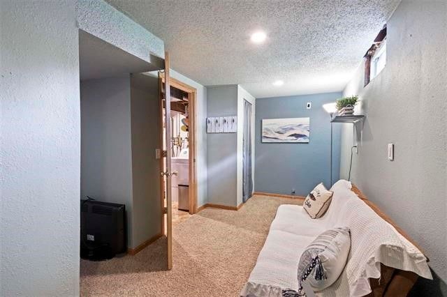 3257 NE Windward Street, Solon, IA 52333