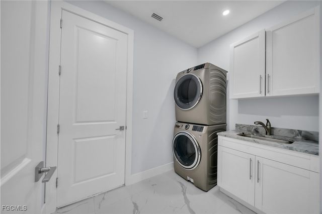 306 NW 3rd PL, Cape Coral, FL 33993