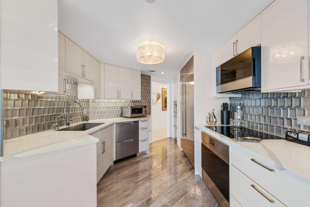 525 S Flagler Drive 16a, West Palm Beach, FL 33401