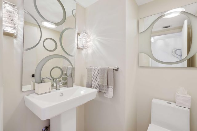 525 S Flagler Drive 16a, West Palm Beach, FL 33401