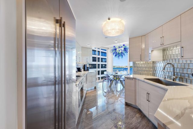 525 S Flagler Drive 16a, West Palm Beach, FL 33401