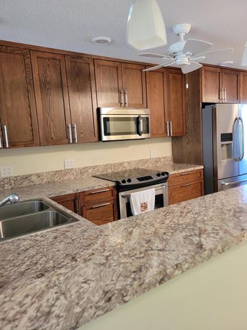 7892 Willow Spring Drive 1511, Lake Worth, FL 33467