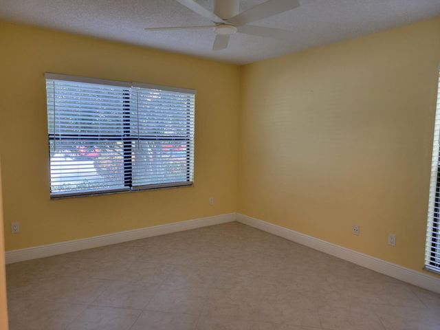 7892 Willow Spring Drive 1511, Lake Worth, FL 33467