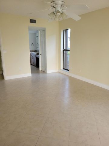 7892 Willow Spring Drive 1511, Lake Worth, FL 33467