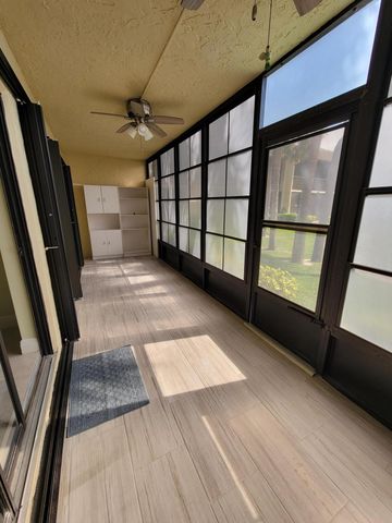 7892 Willow Spring Drive 1511, Lake Worth, FL 33467