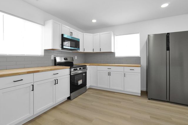 4572 Saint Anthony Lane, Columbus, OH 43213