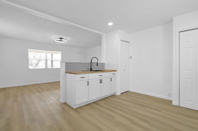 4572 Saint Anthony Lane, Columbus, OH 43213