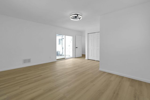 4572 Saint Anthony Lane, Columbus, OH 43213