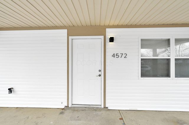 4572 Saint Anthony Lane, Columbus, OH 43213