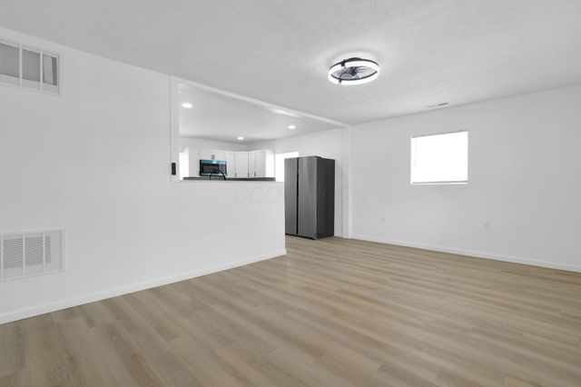 4572 Saint Anthony Lane, Columbus, OH 43213