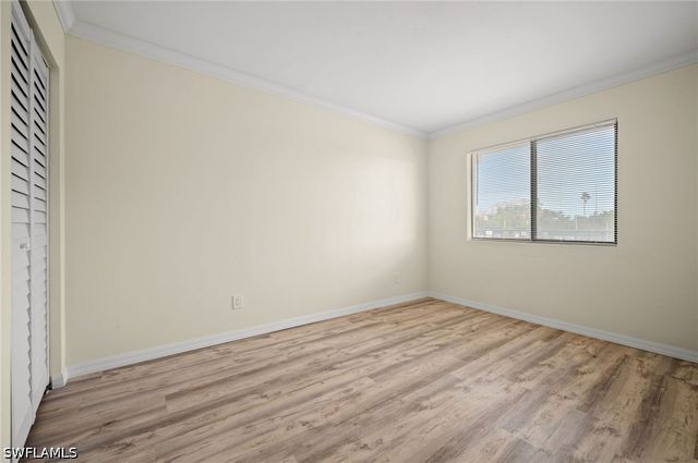 260 Southbay DR 207, Naples, FL 34108