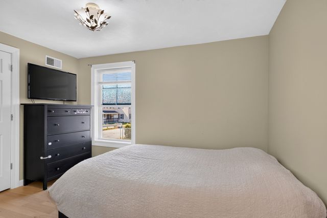 71 River St, Leominster, MA 01453