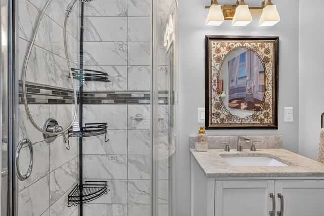 71 River St, Leominster, MA 01453