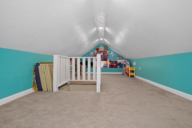 71 River St, Leominster, MA 01453