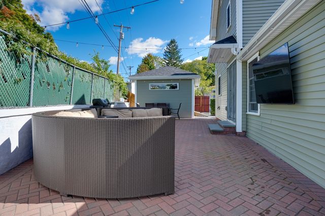 71 River St, Leominster, MA 01453