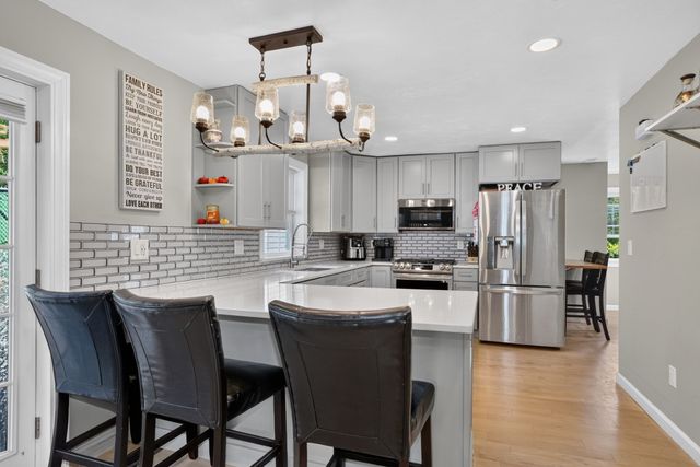 71 River St, Leominster, MA 01453