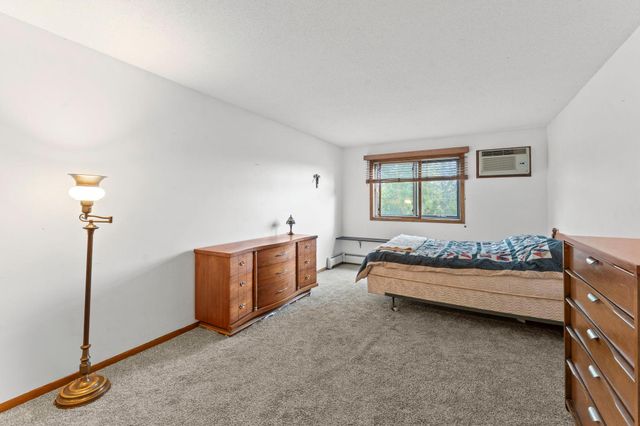 1000 41st Avenue NE 315, Columbia Heights, MN 55421