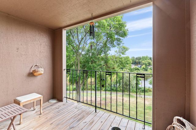 1000 41st Avenue NE 315, Columbia Heights, MN 55421