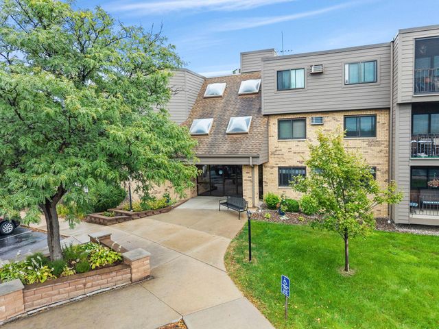 1000 41st Avenue NE 315, Columbia Heights, MN 55421