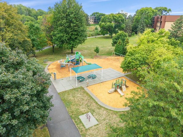 1000 41st Avenue NE 315, Columbia Heights, MN 55421
