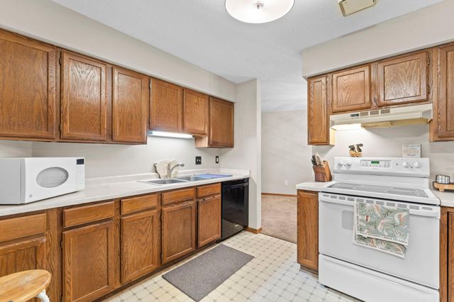 1000 41st Avenue NE 315, Columbia Heights, MN 55421