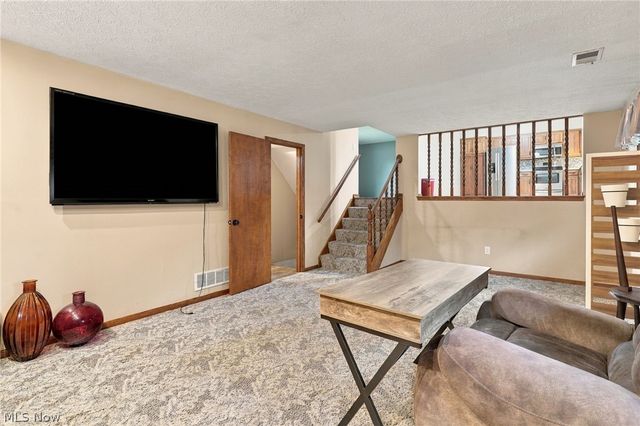 3855 Westlynn Avenue NW, Massillon, OH 44646