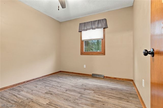 3855 Westlynn Avenue NW, Massillon, OH 44646