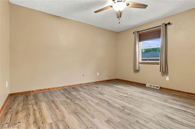3855 Westlynn Avenue NW, Massillon, OH 44646