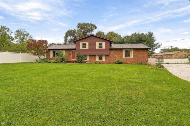 3855 Westlynn Avenue NW, Massillon, OH 44646