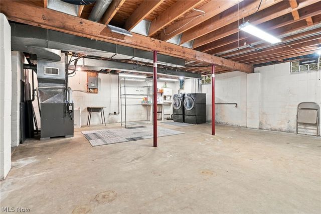 3855 Westlynn Avenue NW, Massillon, OH 44646