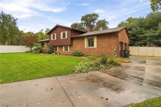 3855 Westlynn Avenue NW, Massillon, OH 44646