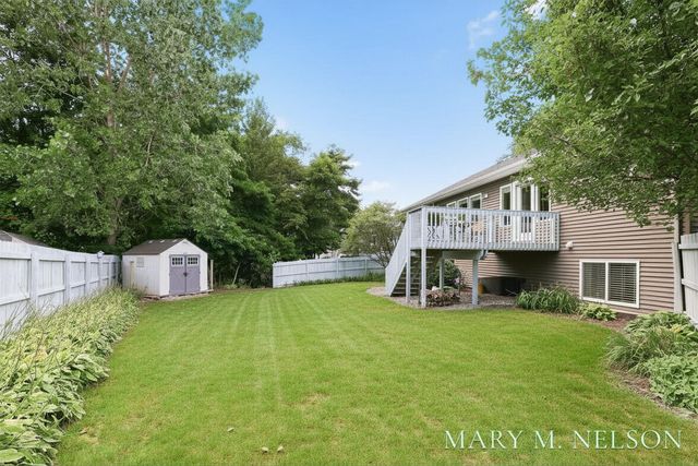 5705 Kenstyn Drive Sw, City Of Wyoming, MI 49418