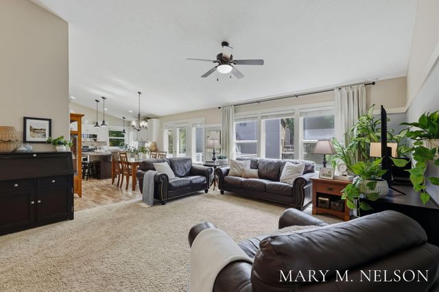5705 Kenstyn Drive Sw, City Of Wyoming, MI 49418