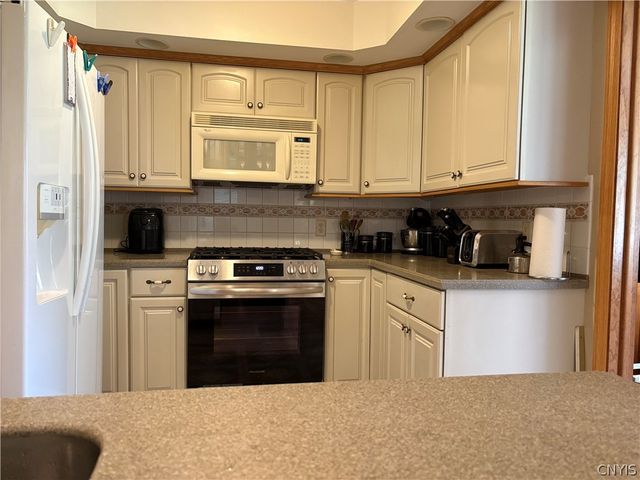 36 State Street, Tully, NY 13159