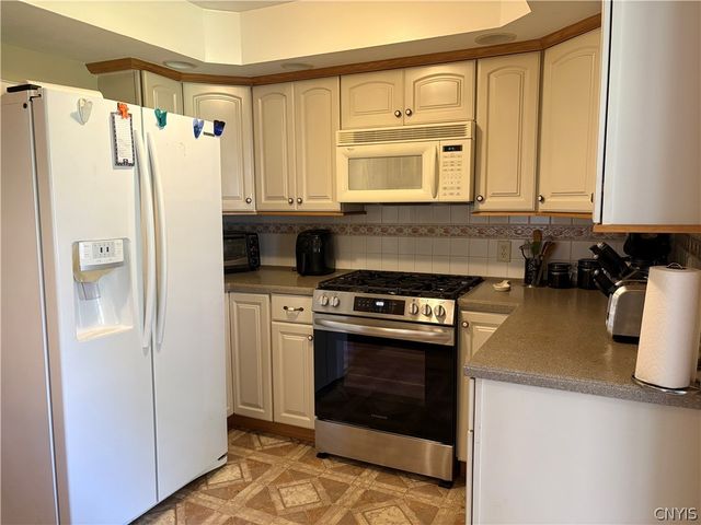 36 State Street, Tully, NY 13159