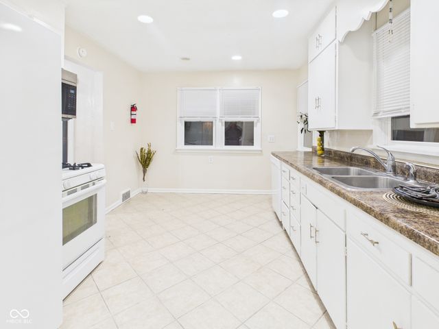 630 Chester Street, Anderson, IN 46012