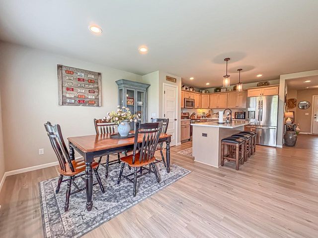957 Elderberry ROAD, Oconomowoc, WI 53066