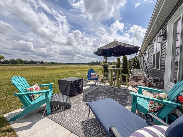 957 Elderberry ROAD, Oconomowoc, WI 53066