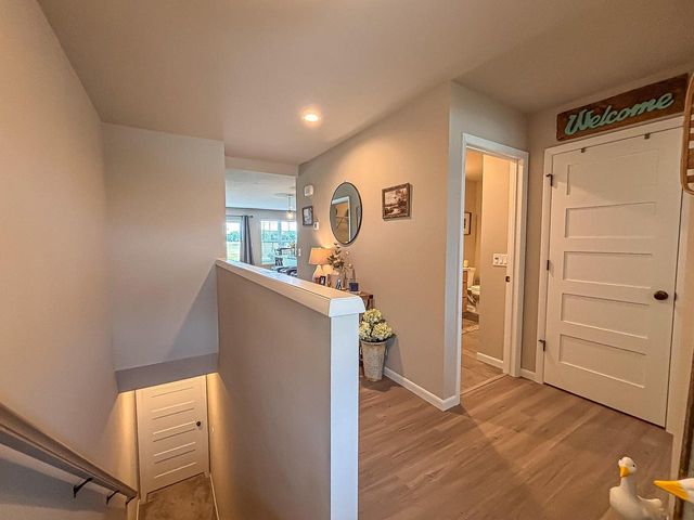 957 Elderberry ROAD, Oconomowoc, WI 53066